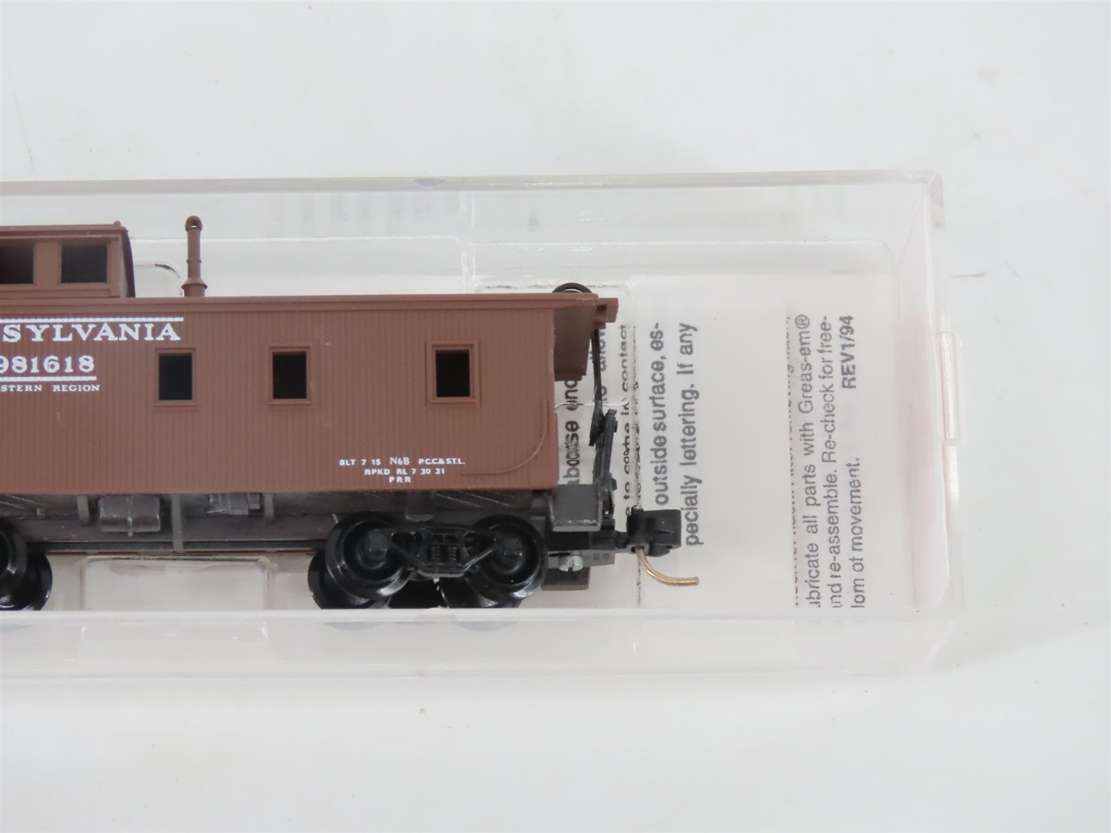 N Scale Micro-Trains MTL 51160 PRR Pennsylvania 34' Caboose #981618