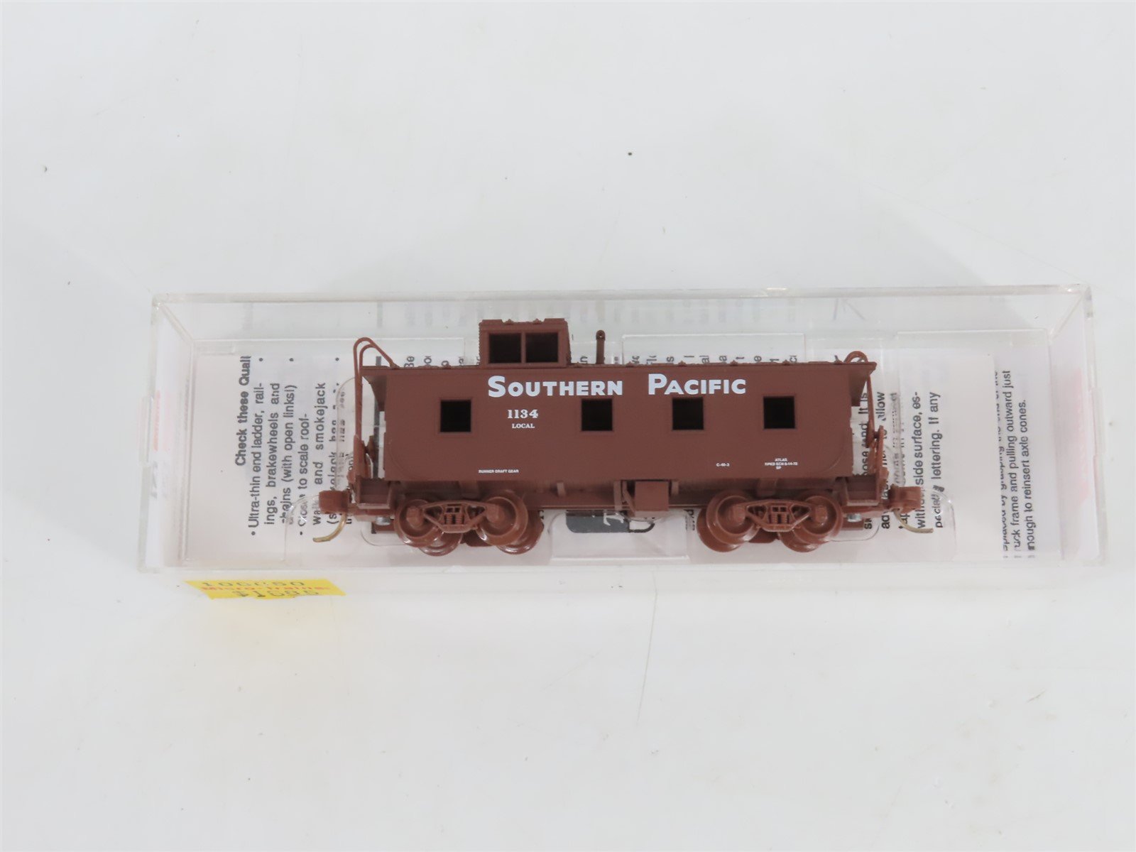 N Scale Micro-Trains MTL 100050 SP Southern Pacific 36' Caboose #1134