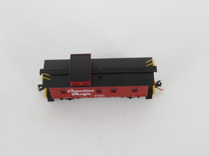 N Scale Micro-Trains MTL 05100240 CP Canadian Pacific 34' Caboose #437211