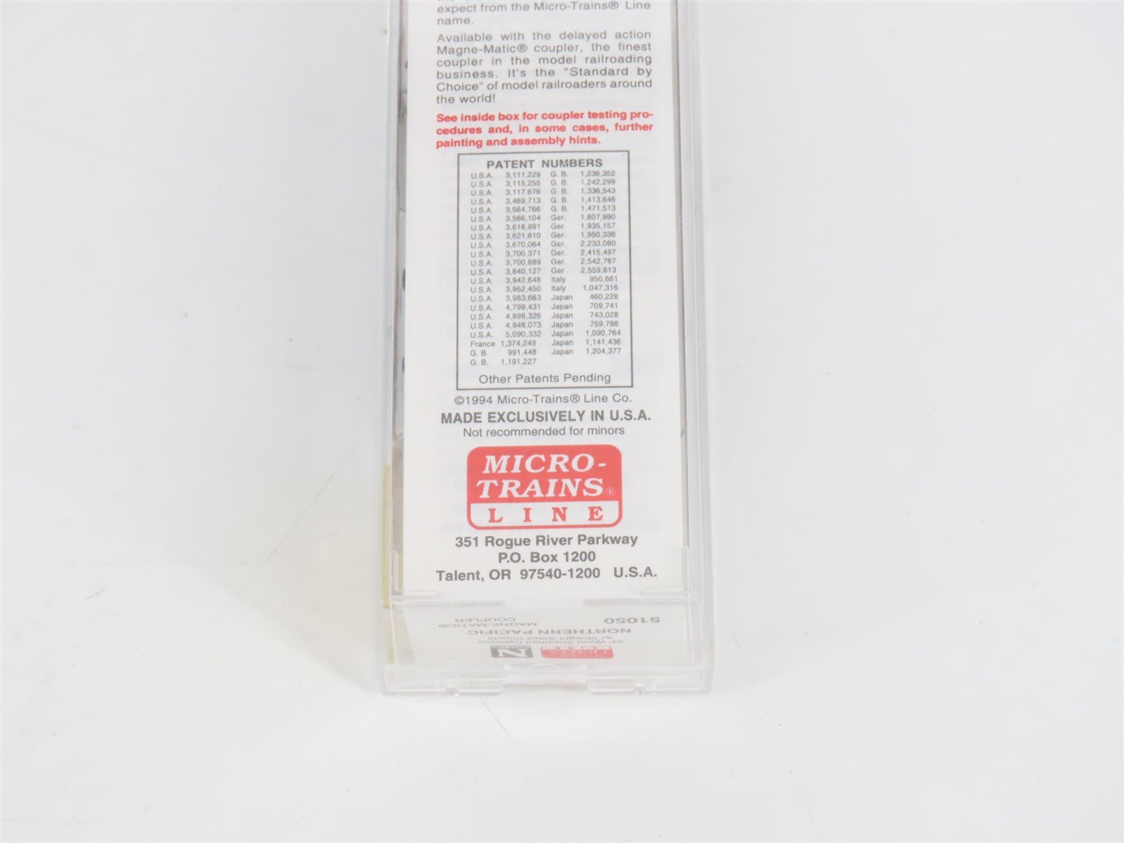 N Scale Micro-Trains MTL 51050 NP Northern Pacific Main Street 34' Caboose #1638