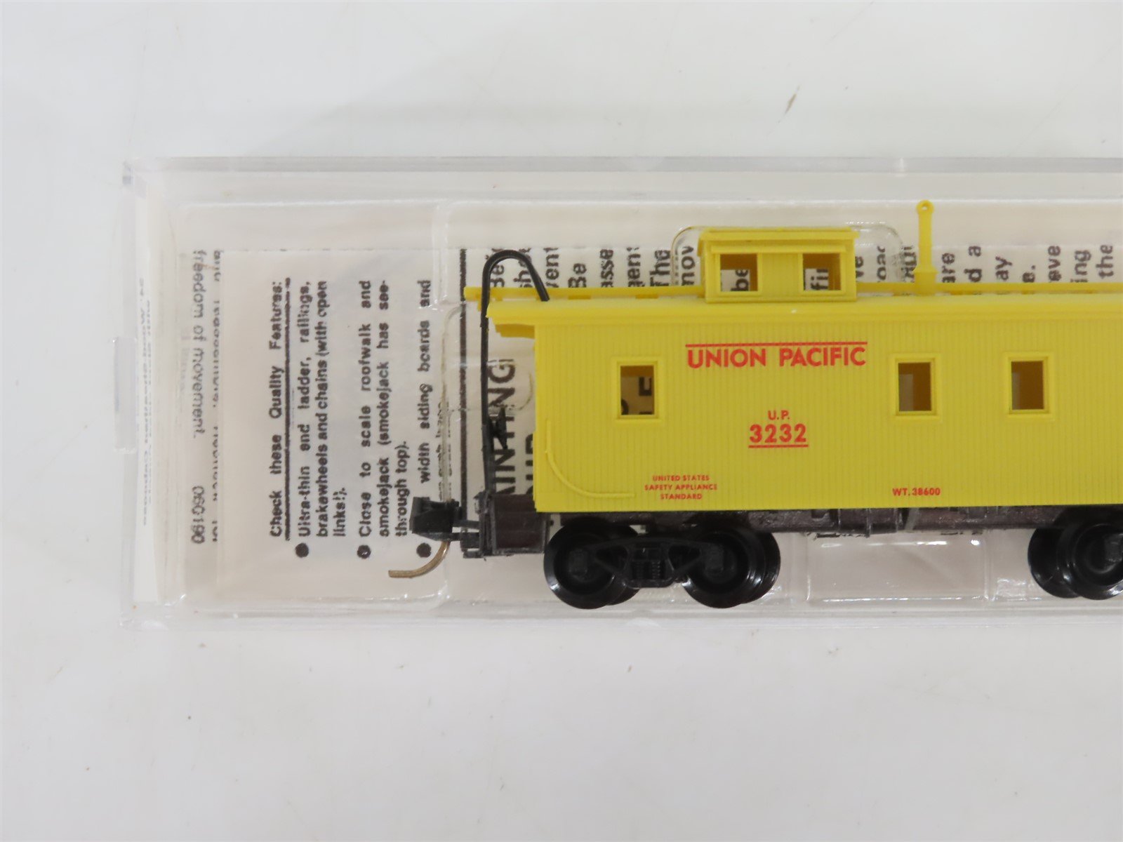 N Scale Micro-Trains MTL 50100 UP Union Pacific 34' Wood-Sheathed Caboose #3232