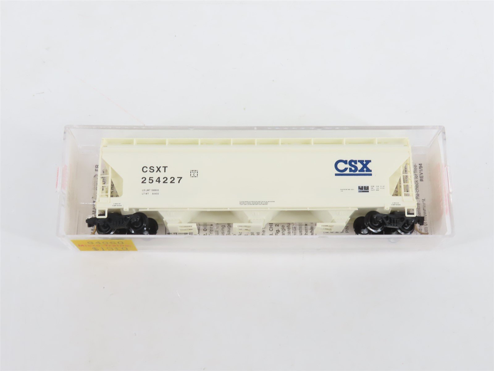N Scale Micro-Trains MTL 94060 CSXT CSX 3-Bay Covered Centerflow Hopper #254227