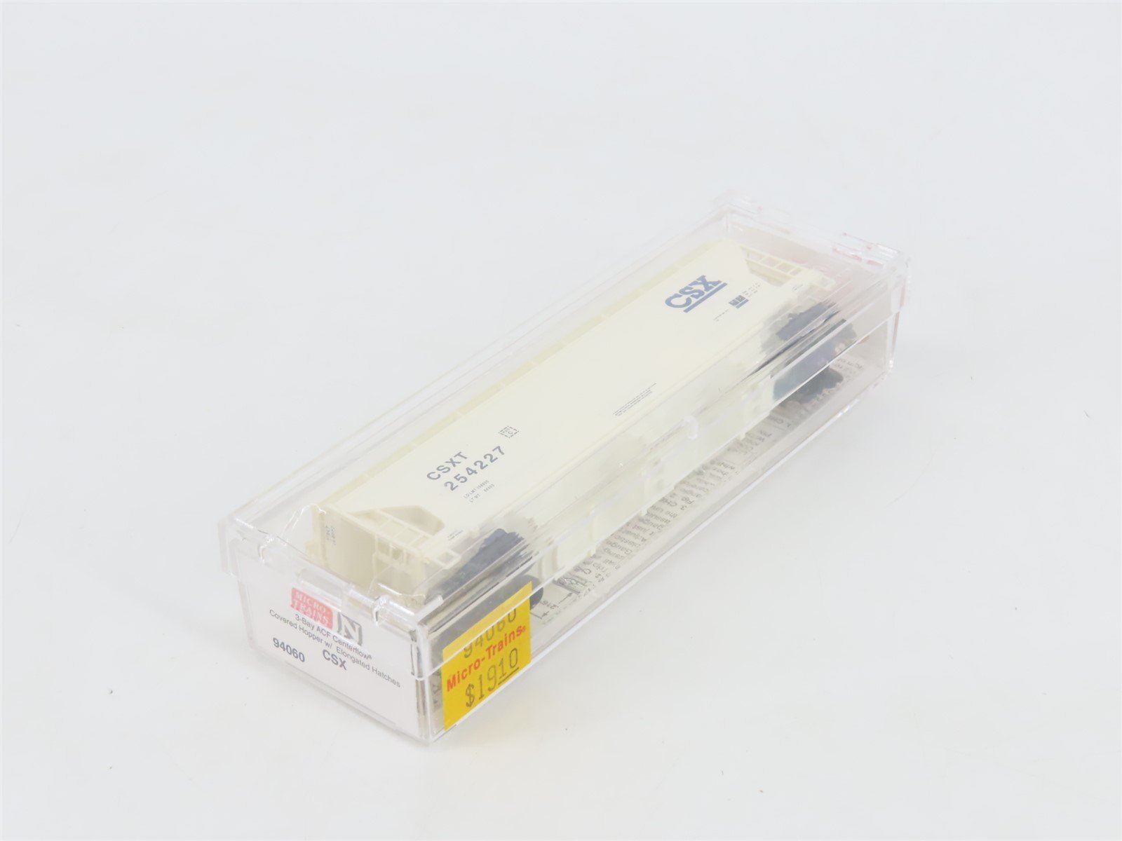 N Scale Micro-Trains MTL 94060 CSXT CSX 3-Bay Covered Centerflow Hopper #254227