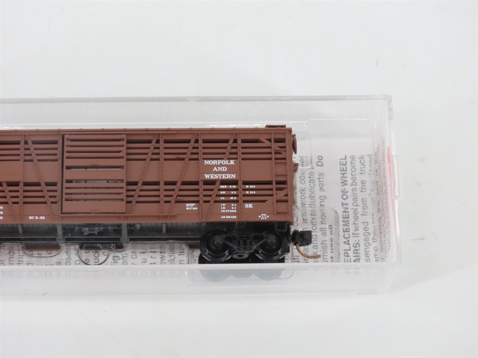 N Micro-Trains MTL 35150 N&W Norfolk & Western 40' Despatch Stock Car #33000