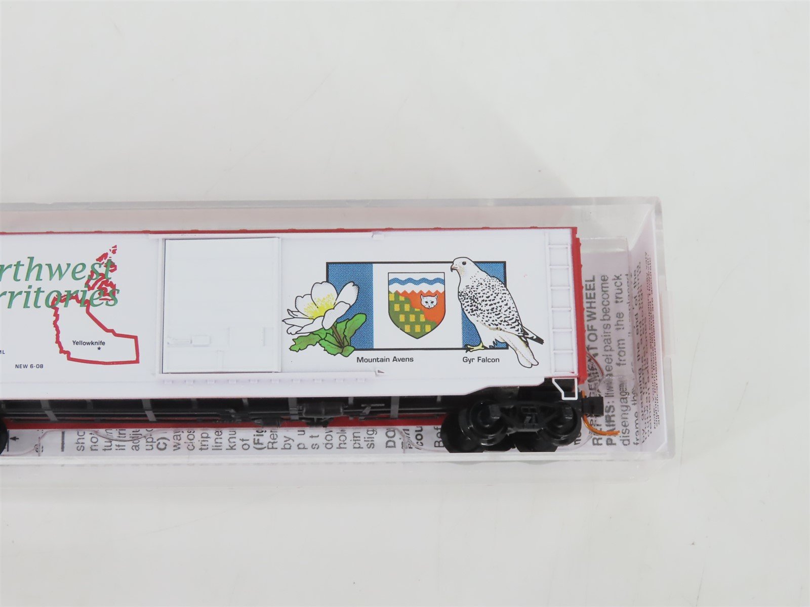 N Scale Micro-Trains MTL 07700162 NT Northwest Territories 50' Box Car #1870