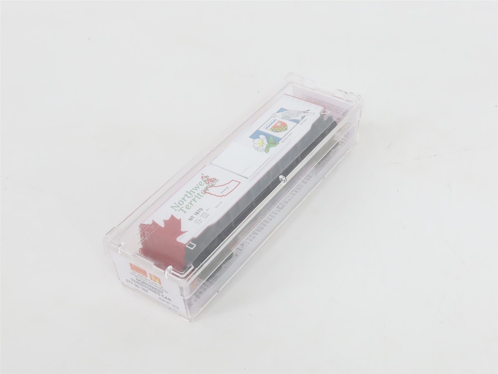 N Scale Micro-Trains MTL 07700162 NT Northwest Territories 50' Box Car #1870