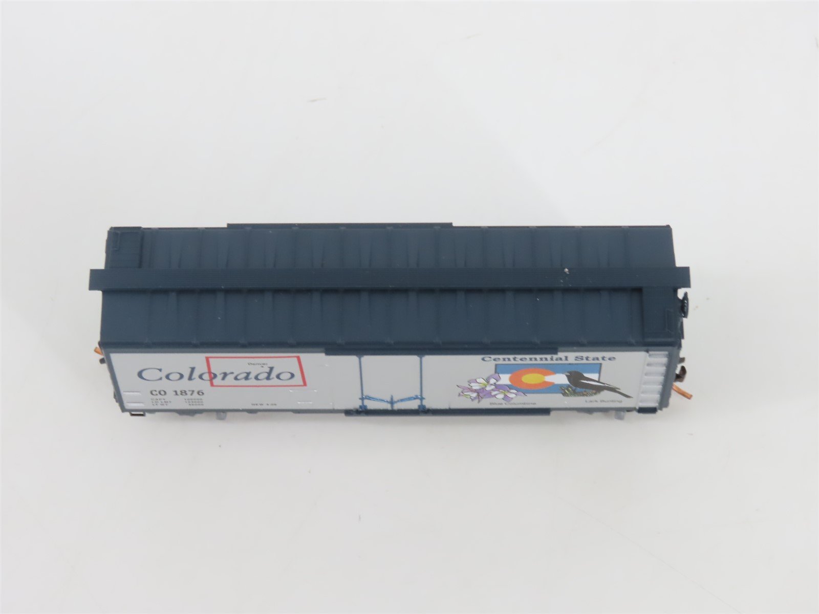 N Scale Micro-Trains MTL 02100400 CO Colorado State 40' Plug Door Box Car #1876