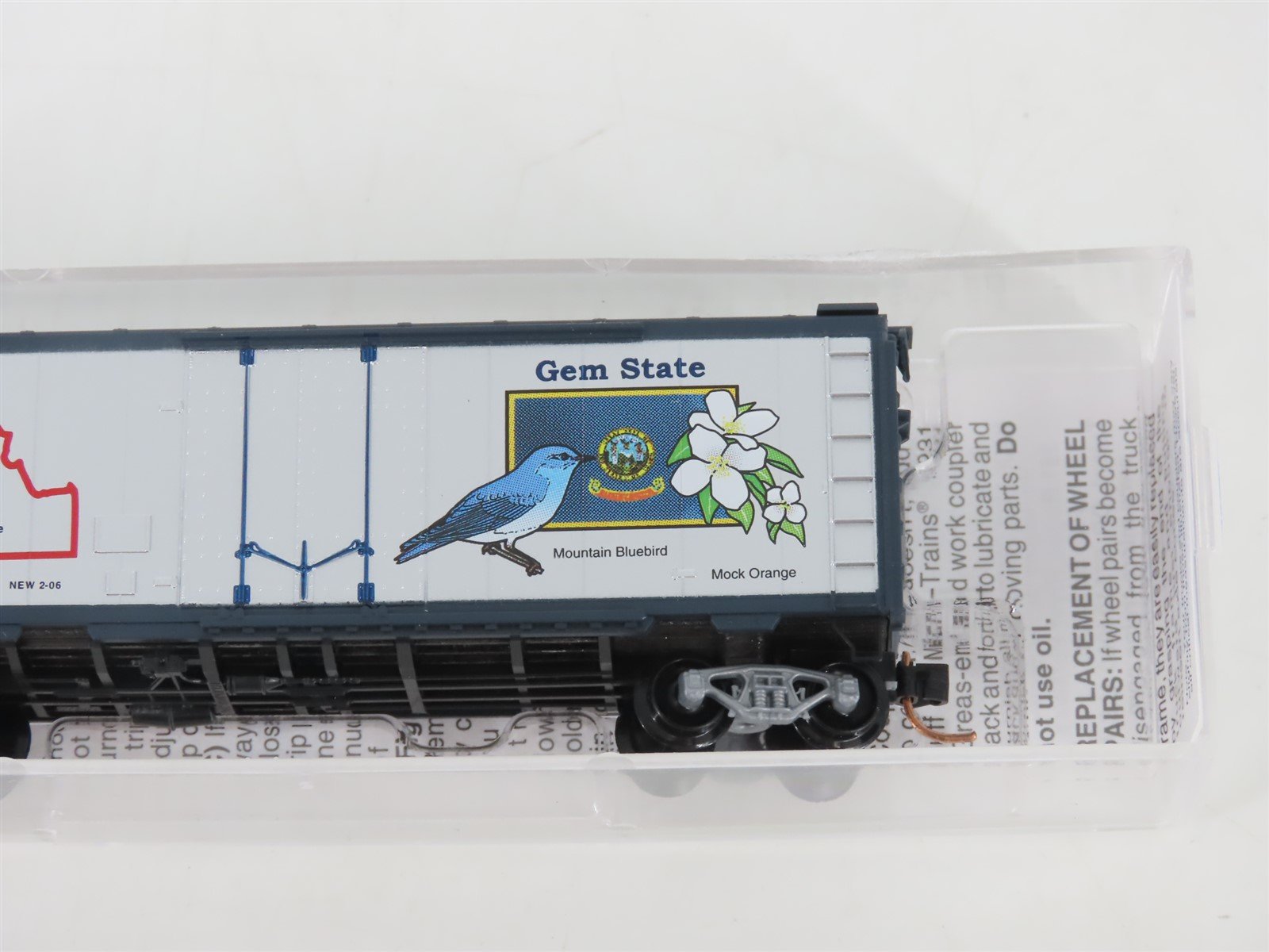 N Scale Micro-Trains MTL 02100398 ID Iowa State 40' Plug Door Box Car #1890