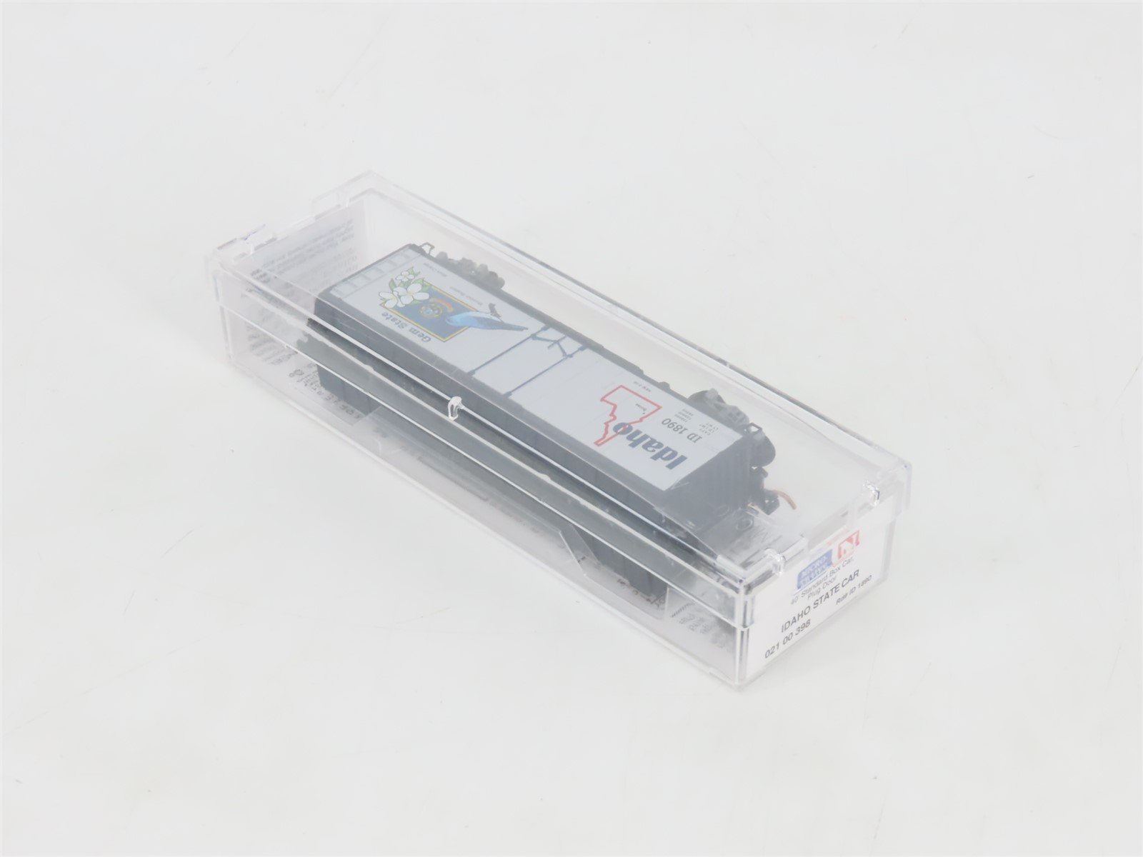N Scale Micro-Trains MTL 02100398 ID Iowa State 40' Plug Door Box Car #1890