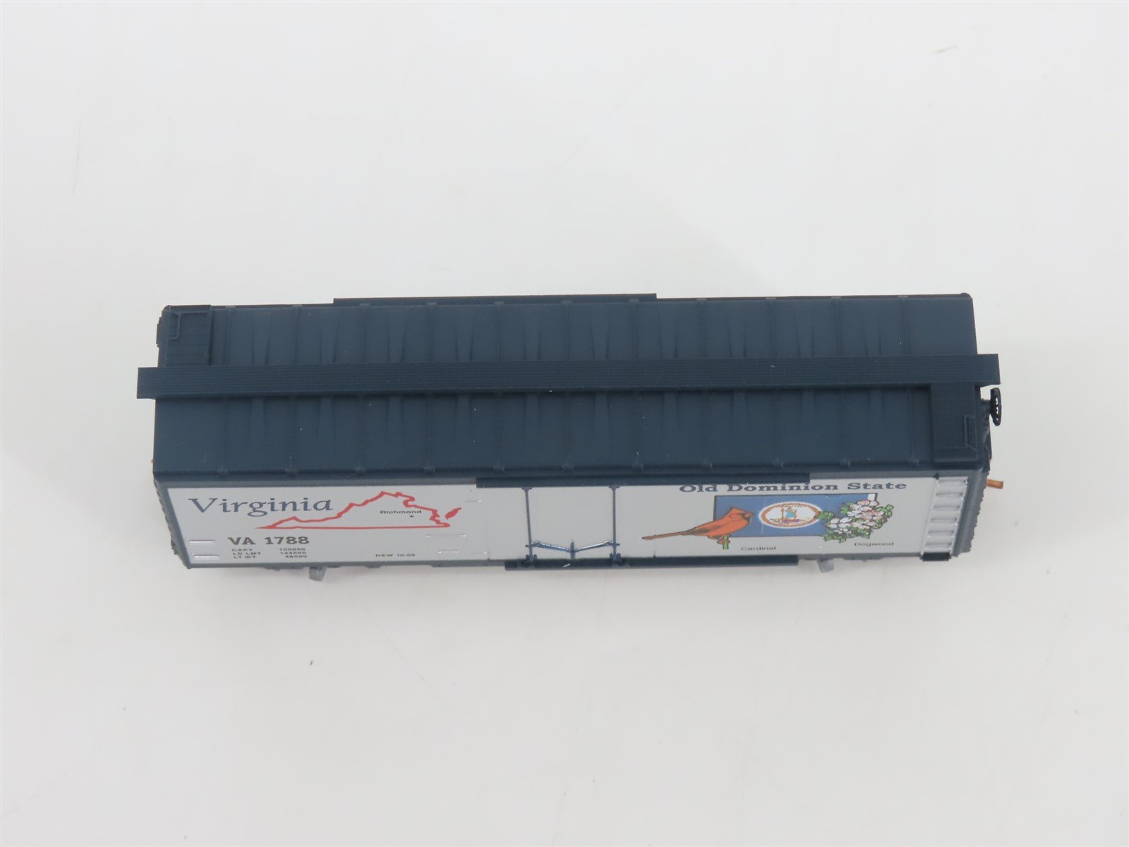 N Scale Micro-Trains MTL 02100406 VA Virginia State 40' Plug Door Box Car #1788