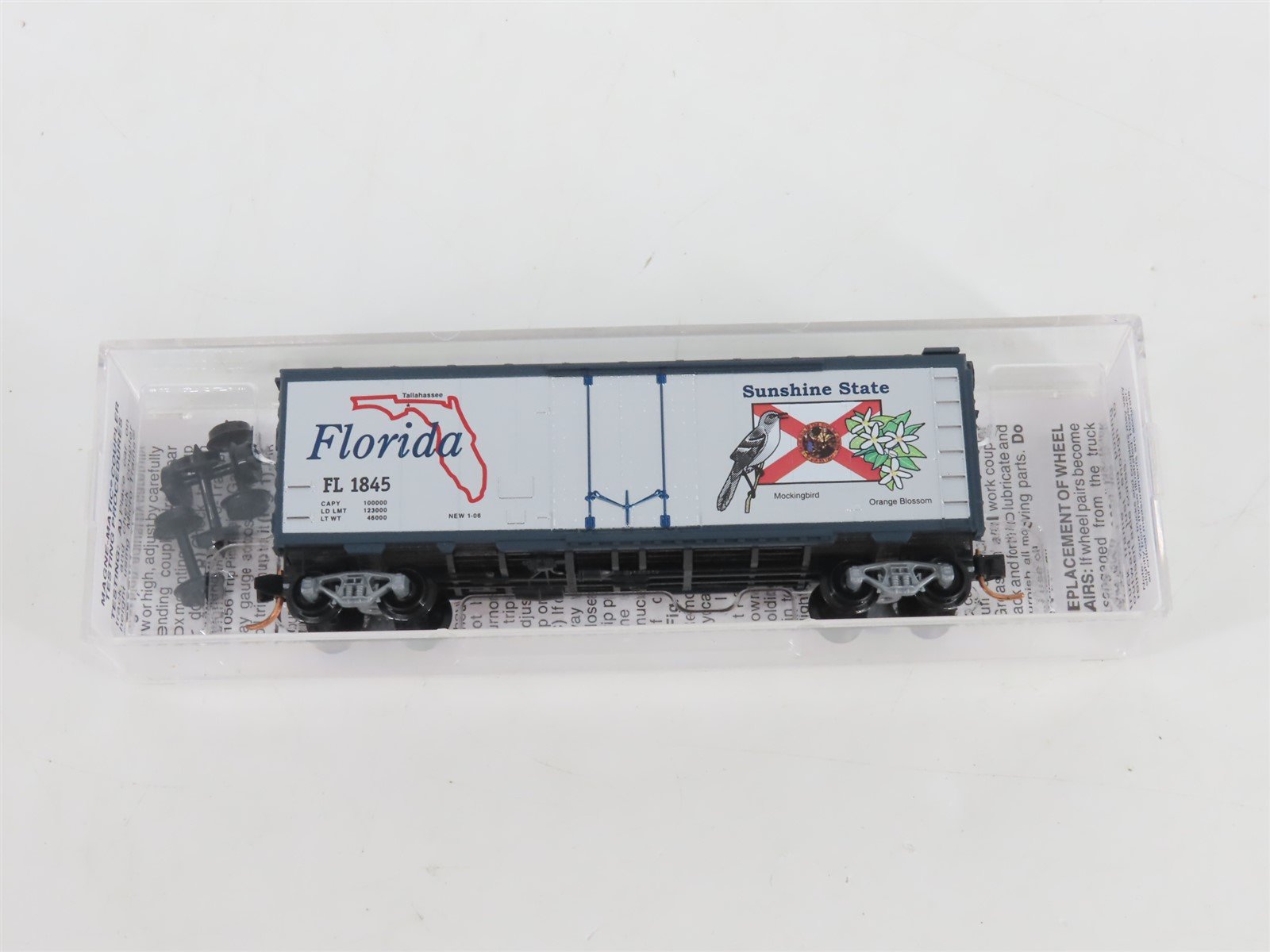 N Scale Micro-Trains MTL 02100397 FL Florida State 40' Plug Door Box Car #1845