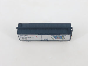N Micro-Trains MTL 02100405 ND North Dakota State 40' Plug Door Box Car #1889