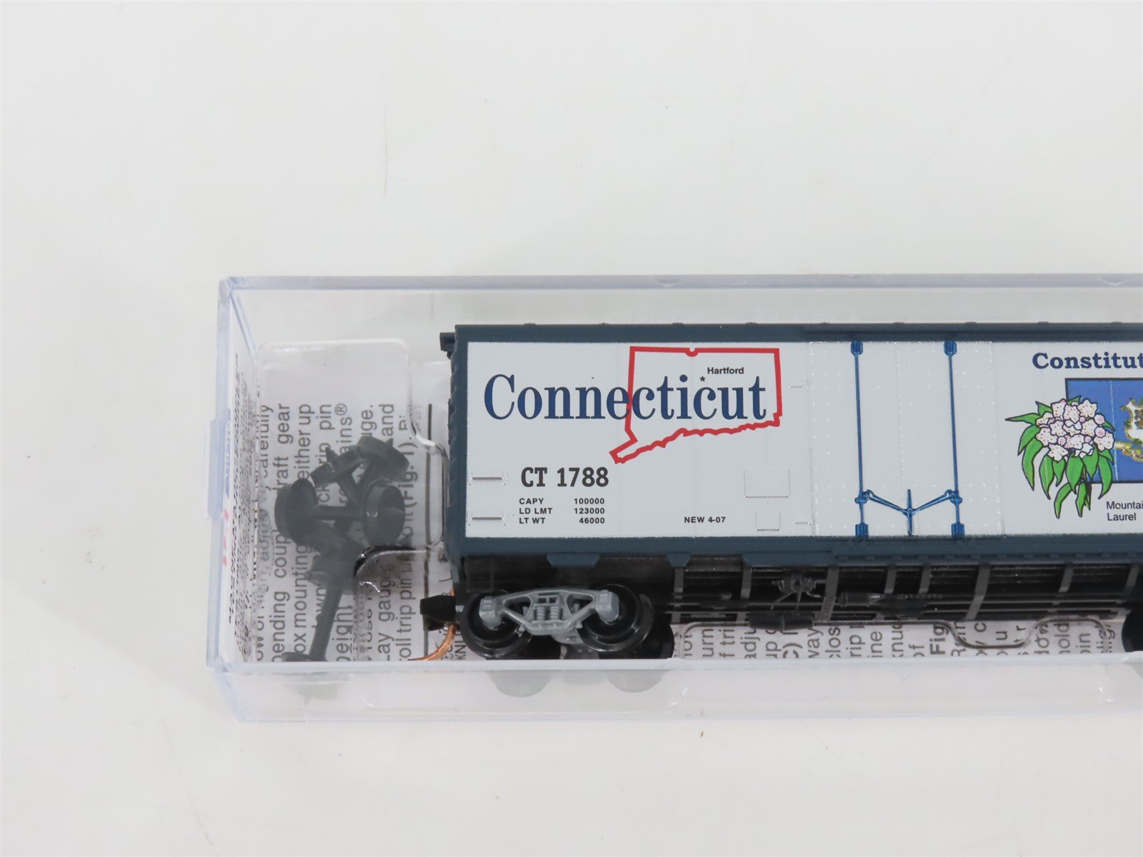 N Micro-Trains MTL 02100412 CT Connecticut State 40' Plug Door Box Car #1788