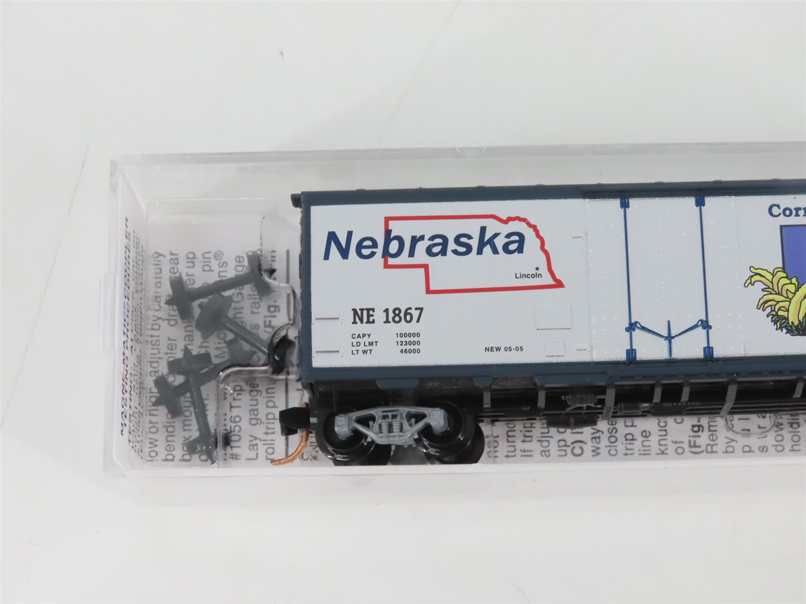 N Scale Micro-Trains MTL 02100390 NE Nebraska State 40' Plug Door Box Car #1867