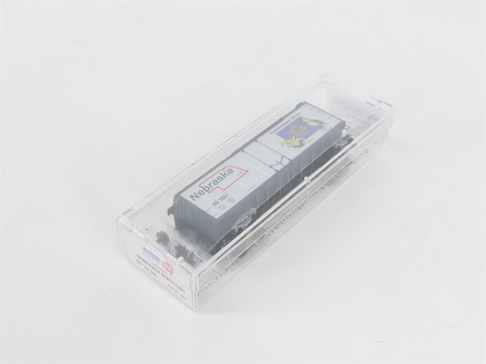 N Scale Micro-Trains MTL 02100390 NE Nebraska State 40' Plug Door Box Car #1867