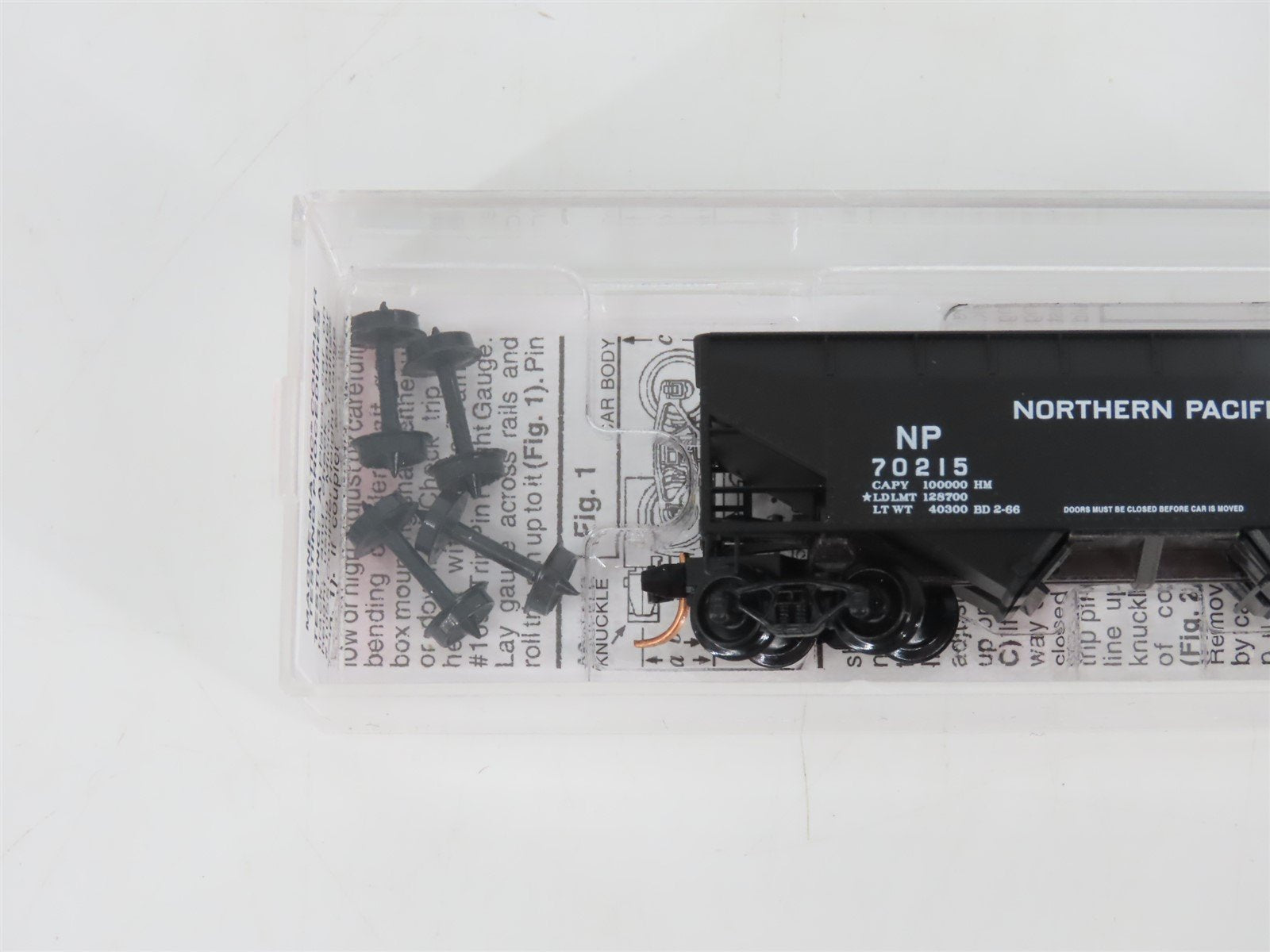 N Scale Micro-Trains MTL 55080 NP Northern Pacific 2-Bay Open Hopper #70215