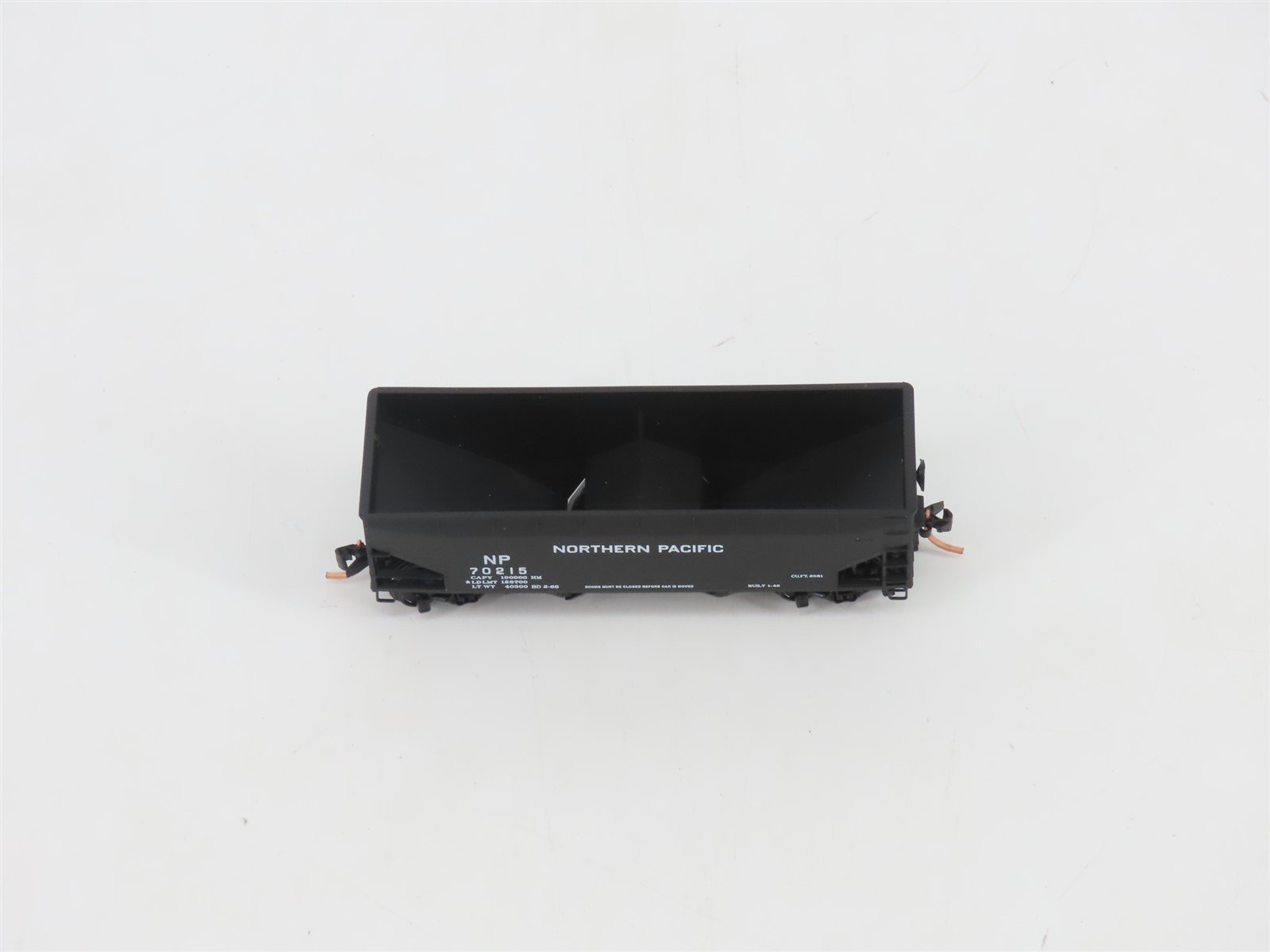 N Scale Micro-Trains MTL 55080 NP Northern Pacific 2-Bay Open Hopper #70215