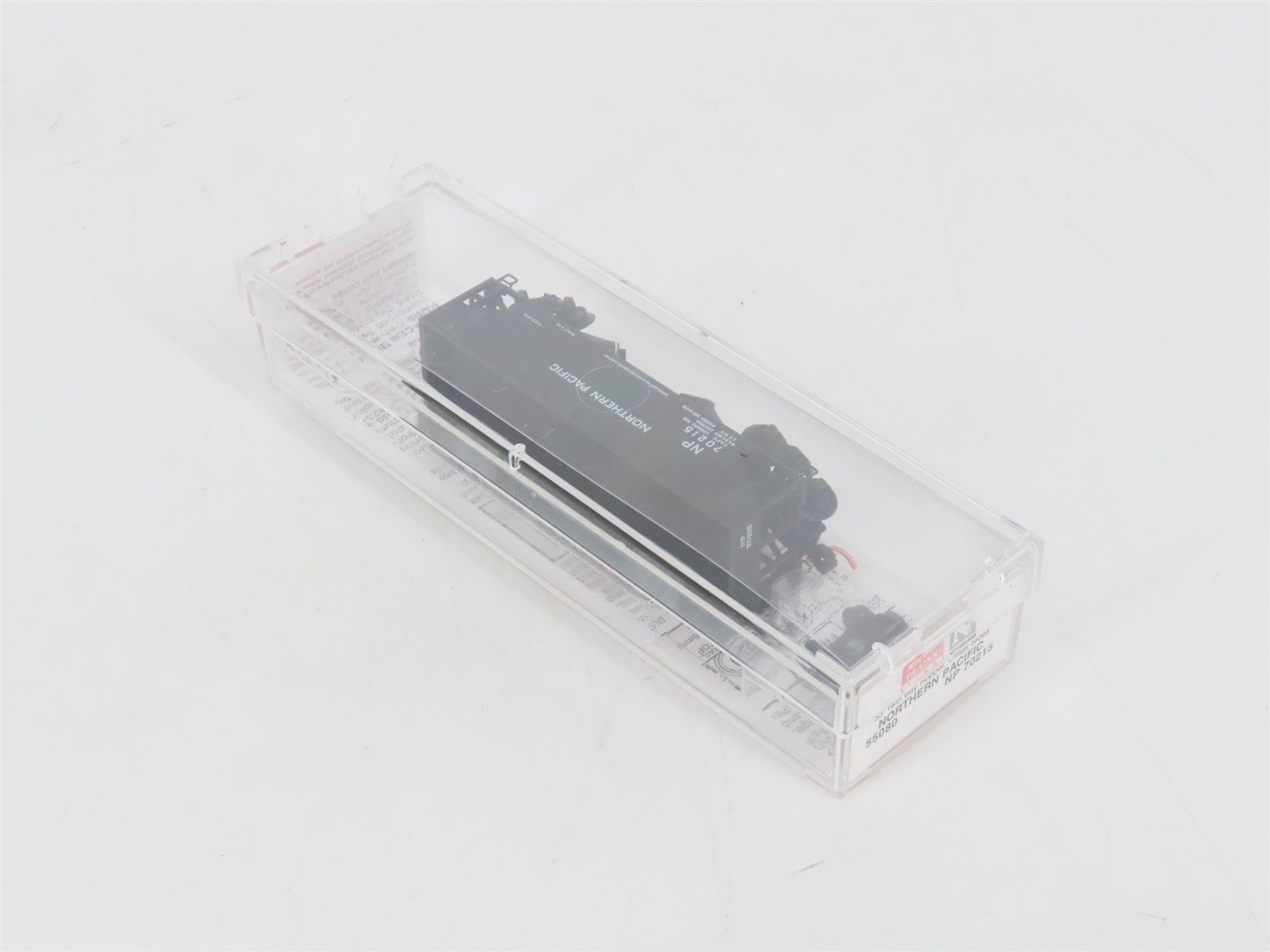 N Scale Micro-Trains MTL 55080 NP Northern Pacific 2-Bay Open Hopper #70215
