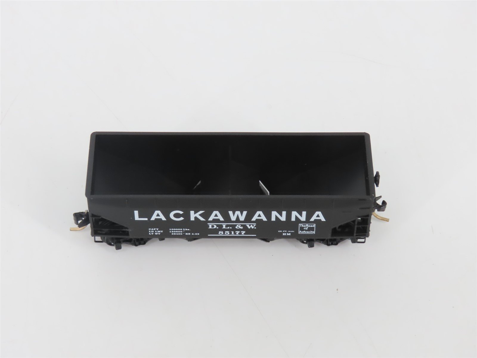 N Micro-Trains MTL 55360 DL&W The Road Of Anthracite 2-Bay Open Hopper #85177