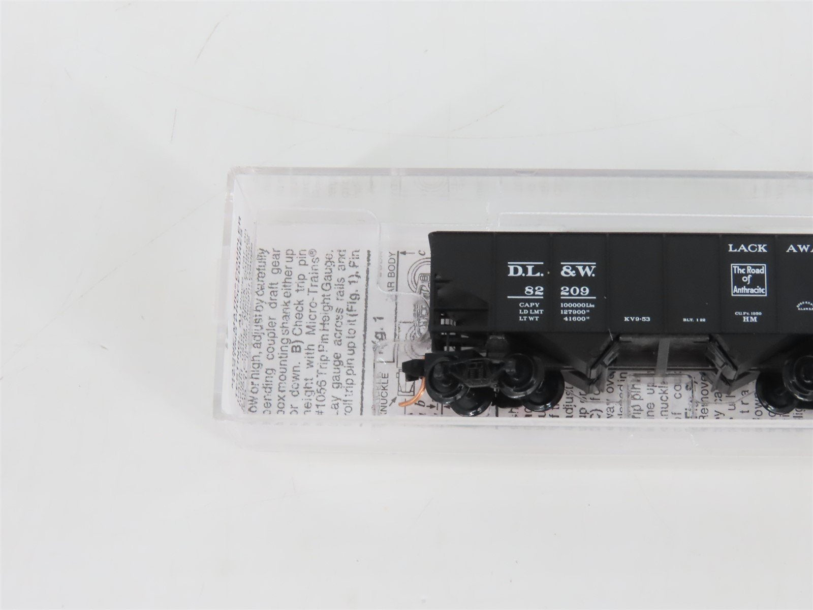 N Micro-Trains MTL 56320 DL&W The Road Of Anthracite 2-Bay Open Hopper #82209