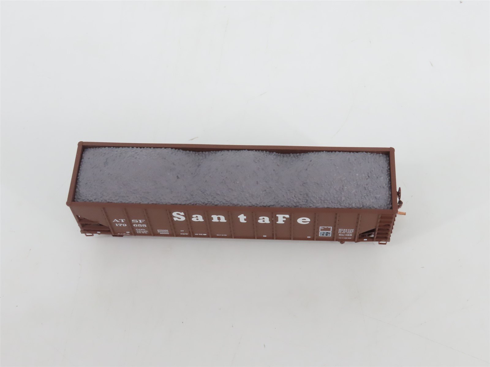 N Scale Micro-Trains MTL 108120.1 ATSF Santa Fe 3-Bay Hopper #179655 w/ Load