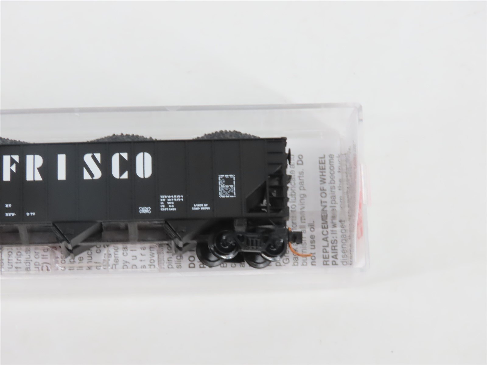 N Scale Micro-Trains MTL 10800170 SL-SF Frisco 3-Bay Hopper #88470 w/ Coal Load