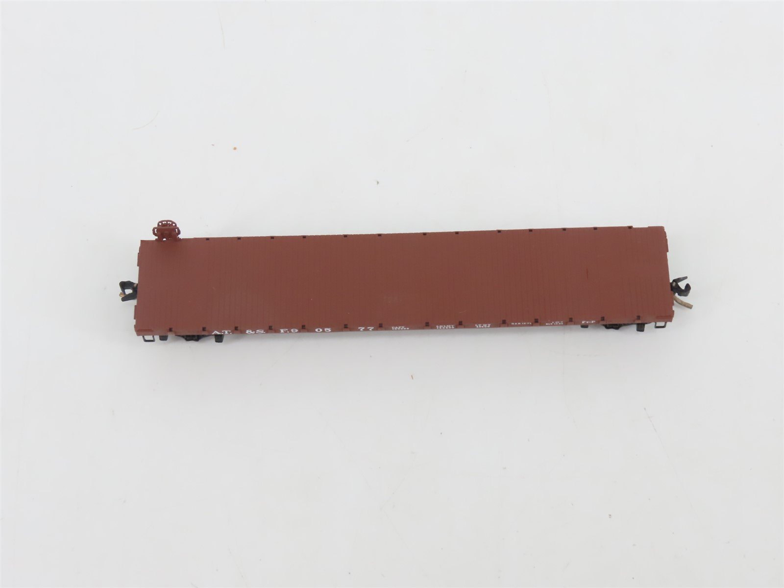 N Scale Kadee Micro-Trains MTL 44060 ATSF Santa Fe 50' Flat Car #90577