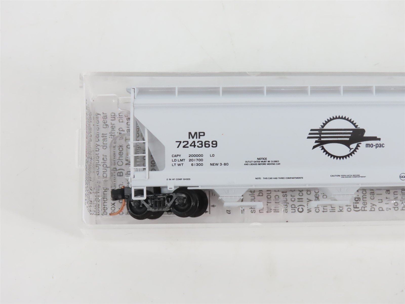 N Scale Micro-Trains MTL 94190 MP Mo-Pac 3-Bay Centerflow Hopper #724369