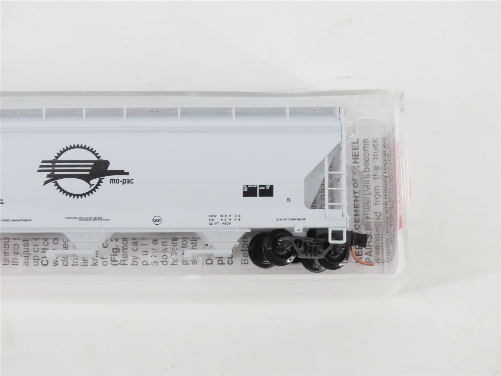 N Scale Micro-Trains MTL 94190 MP Mo-Pac 3-Bay Centerflow Hopper #724369