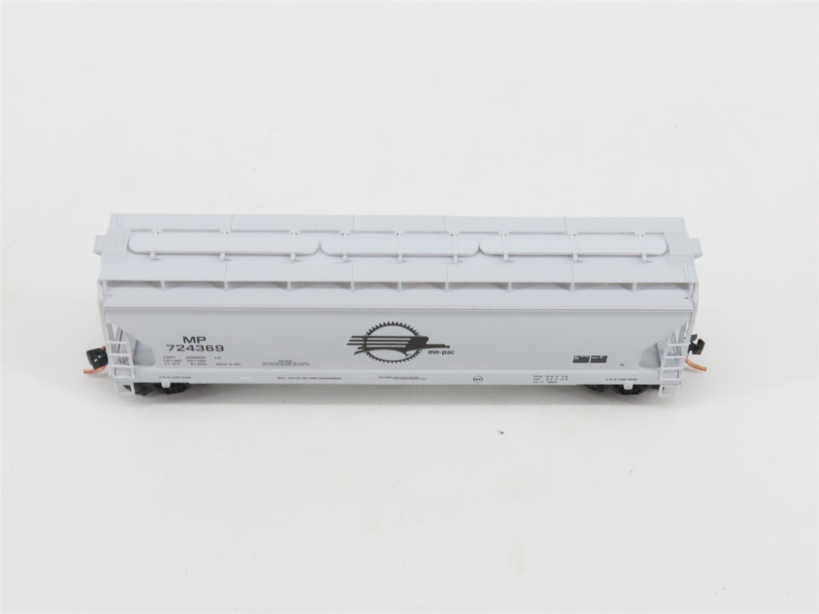 N Scale Micro-Trains MTL 94190 MP Mo-Pac 3-Bay Centerflow Hopper #724369