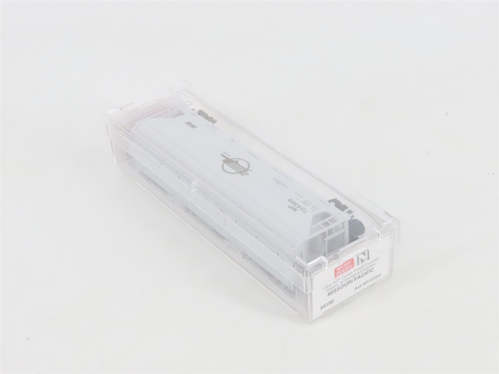N Scale Micro-Trains MTL 94190 MP Mo-Pac 3-Bay Centerflow Hopper #724369