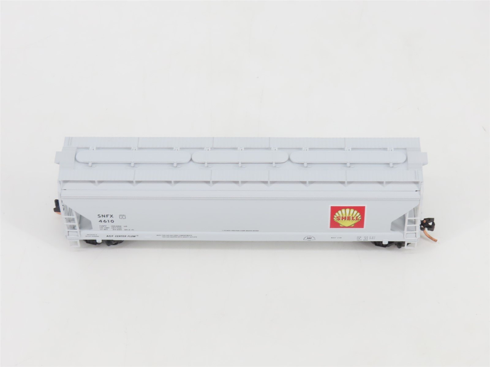 N Scale Micro-Trains MTL 94210 SNFX Shell Oil Co. 3-Bay Centerflow Hopper #4610