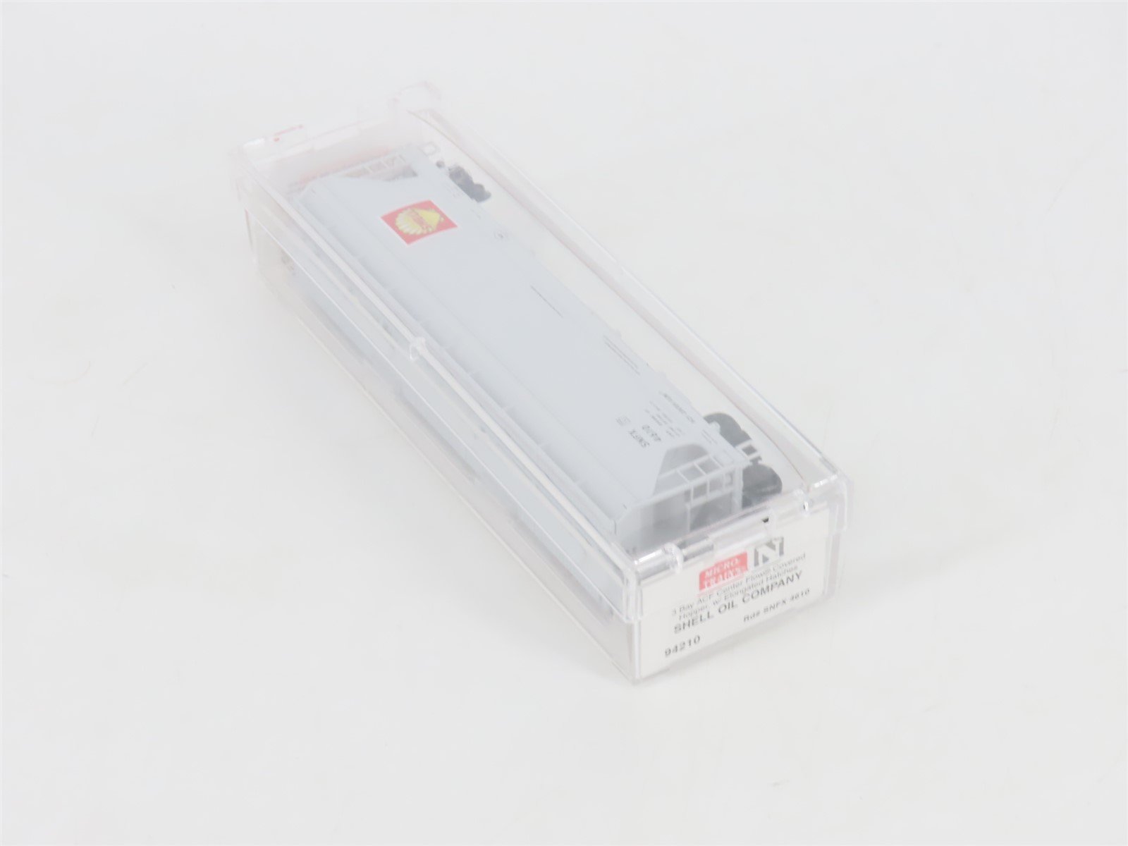 N Scale Micro-Trains MTL 94210 SNFX Shell Oil Co. 3-Bay Centerflow Hopper #4610