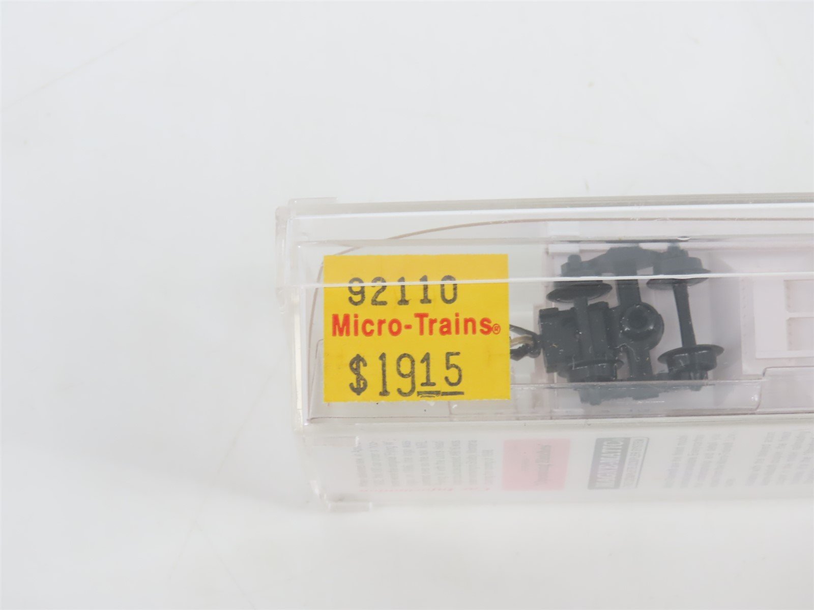 N Micro-Trains MTL 92110 MRL Montana Rail Link 2-Bay Centerflow Hopper #9016