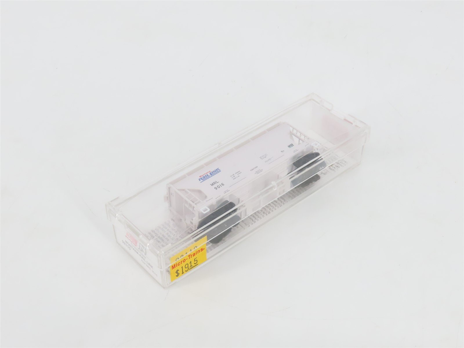 N Micro-Trains MTL 92110 MRL Montana Rail Link 2-Bay Centerflow Hopper #9016