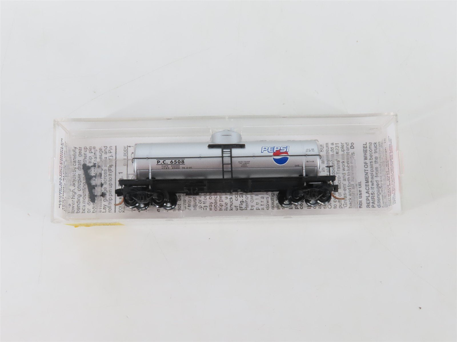 N Scale Micro-Trains MTL 65450 PC Pepsi-Cola 39' Single Dome Tank Car #6508