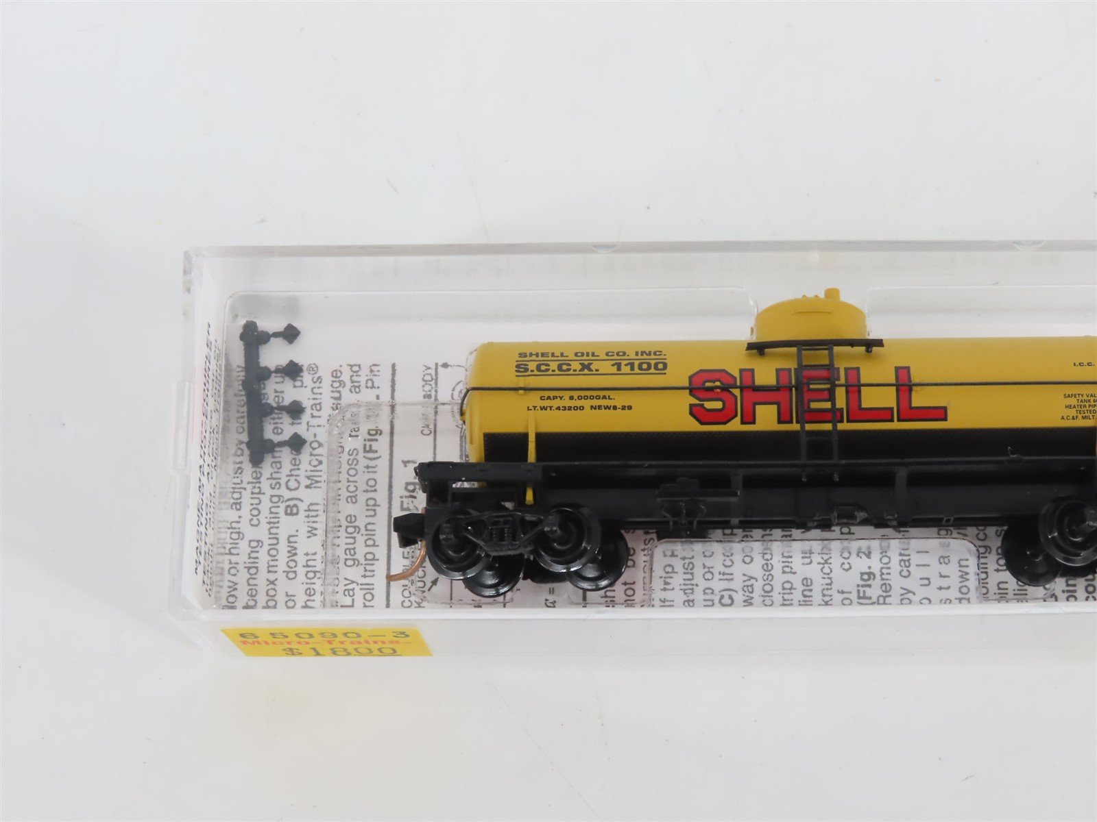 N Scale Micro-Trains MTL 65090/3 SCCX Shell Oil Co. Single Dome Tank Car #1100