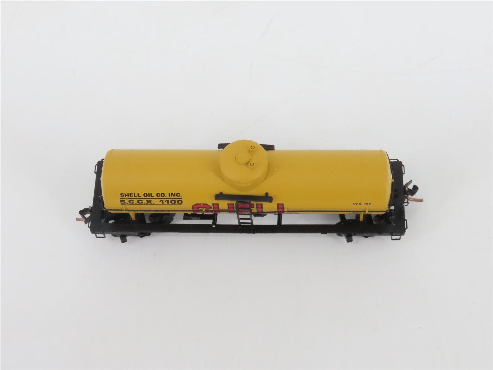 N Scale Micro-Trains MTL 65090/3 SCCX Shell Oil Co. Single Dome Tank Car #1100