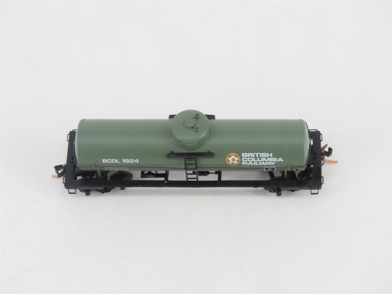 N Scale Micro-Trains MTL 65530 BCOL British Columbia Single Dome Tank Car #1924