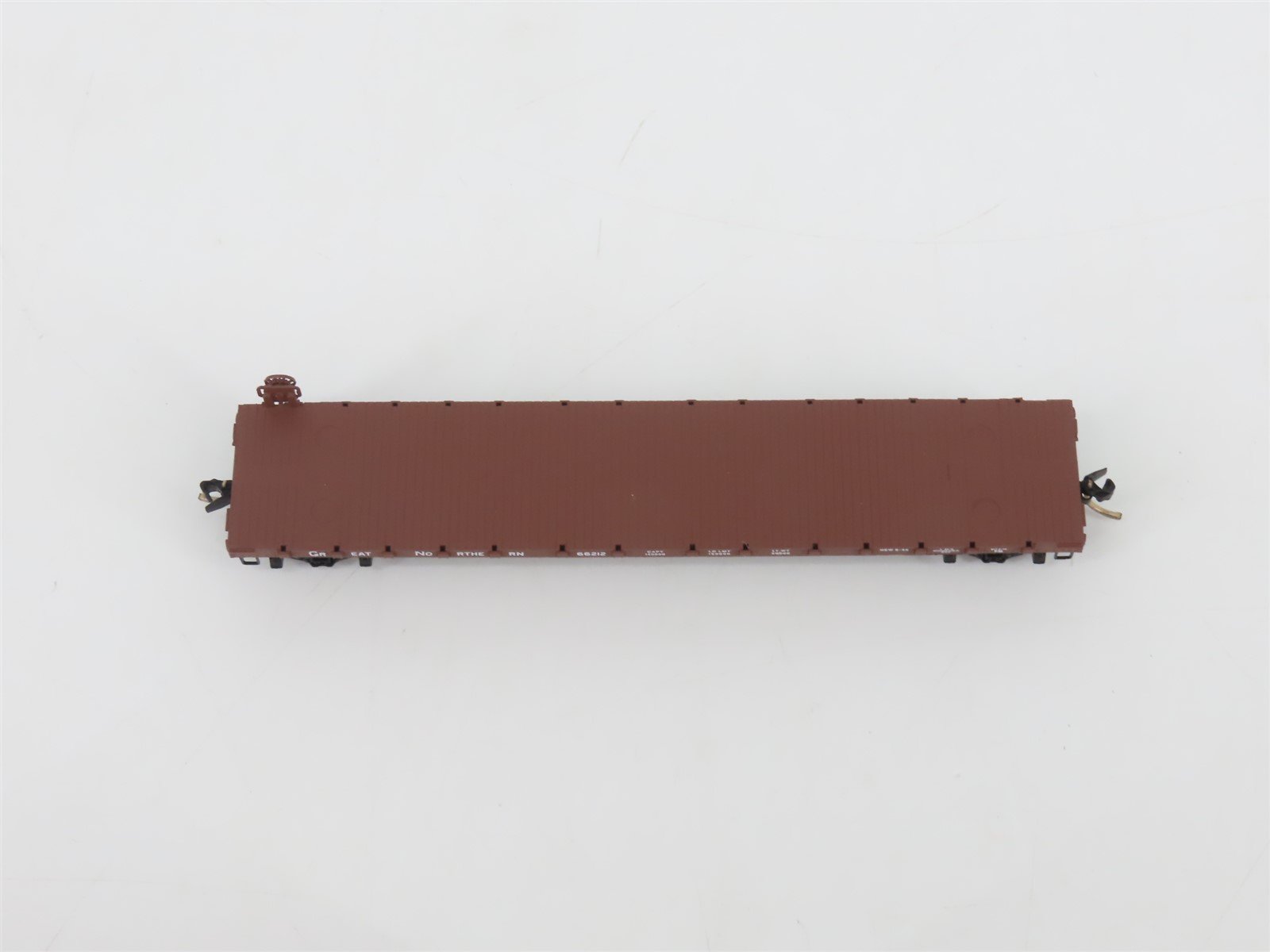 N Micro-Trains MTL 44010 GN Great Northern 50' Straight Side Flat Car #66212