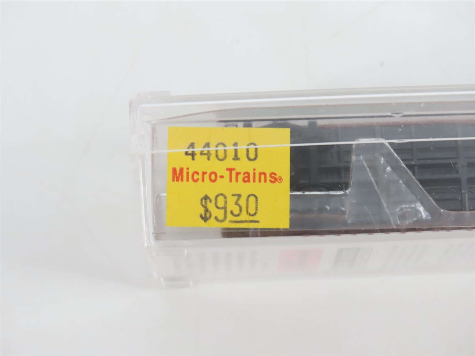 N Micro-Trains MTL 44010 GN Great Northern 50' Straight Side Flat Car #66212