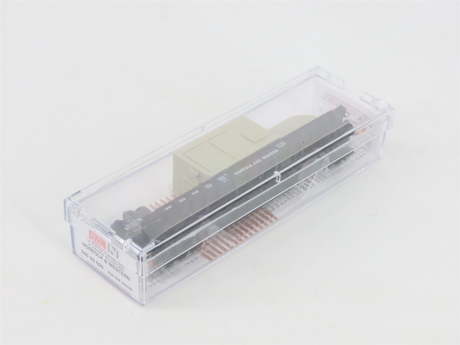 N Micro-Trains MTL 04500020 N&W Norfolk & Western 50' Flat Car 202536 w/ AC Load