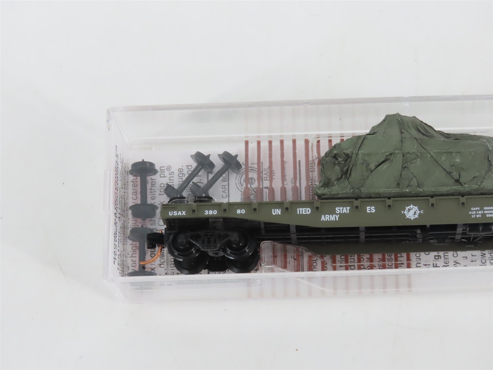 N Micro-Trains MTL 04500181 USAX U.S. Army 50' Flat Car #38080 w/ Tank Load
