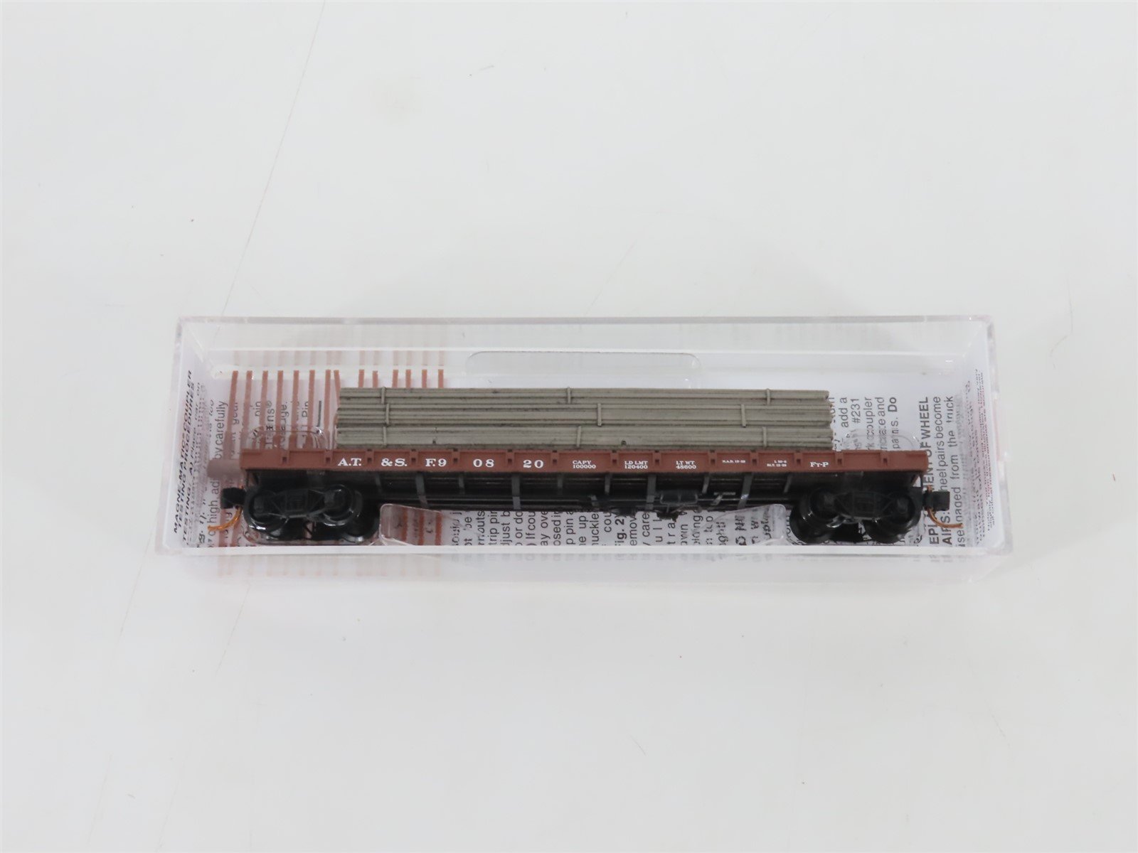 N Micro-Trains MTL 04400061 ATSF Santa Fe 50' Flat Car 90820 w/ Steel Plate Load