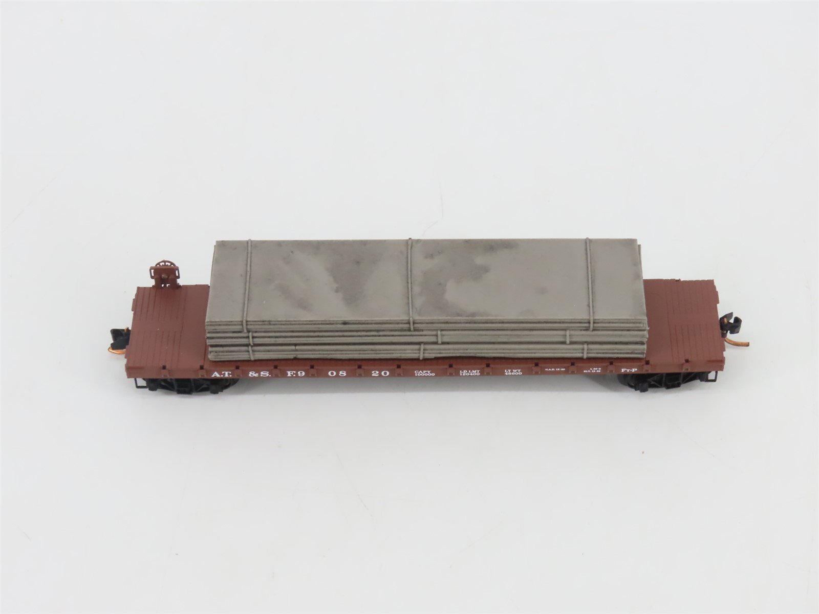 N Micro-Trains MTL 04400061 ATSF Santa Fe 50' Flat Car 90820 w/ Steel Plate Load
