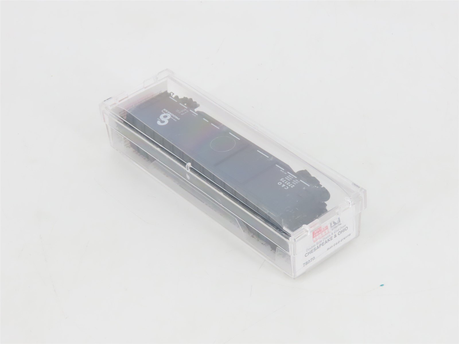 N Micro-Trains MTL 78070 C&O Chesapeake & Ohio Progress 50' Auto Boxcar #272175