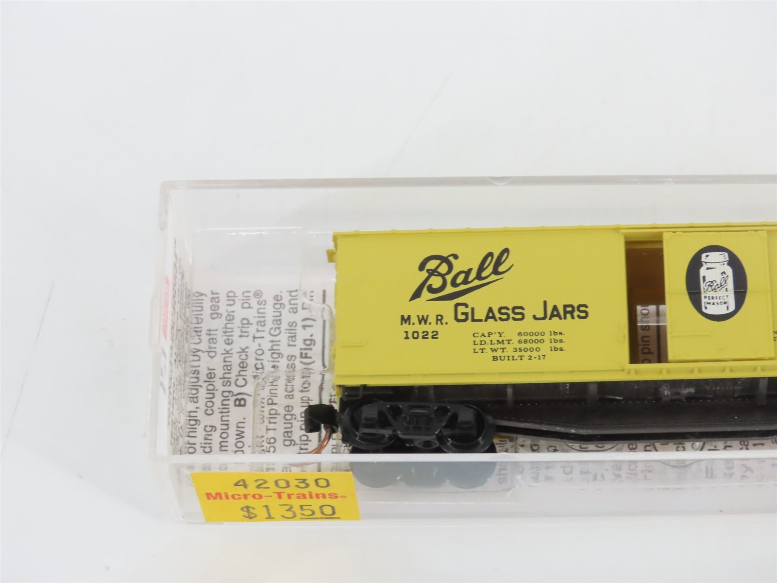 N Scale Micro-Trains MTL 42030 MWR Ball Glass Jars 40' Wood Box Car #1022