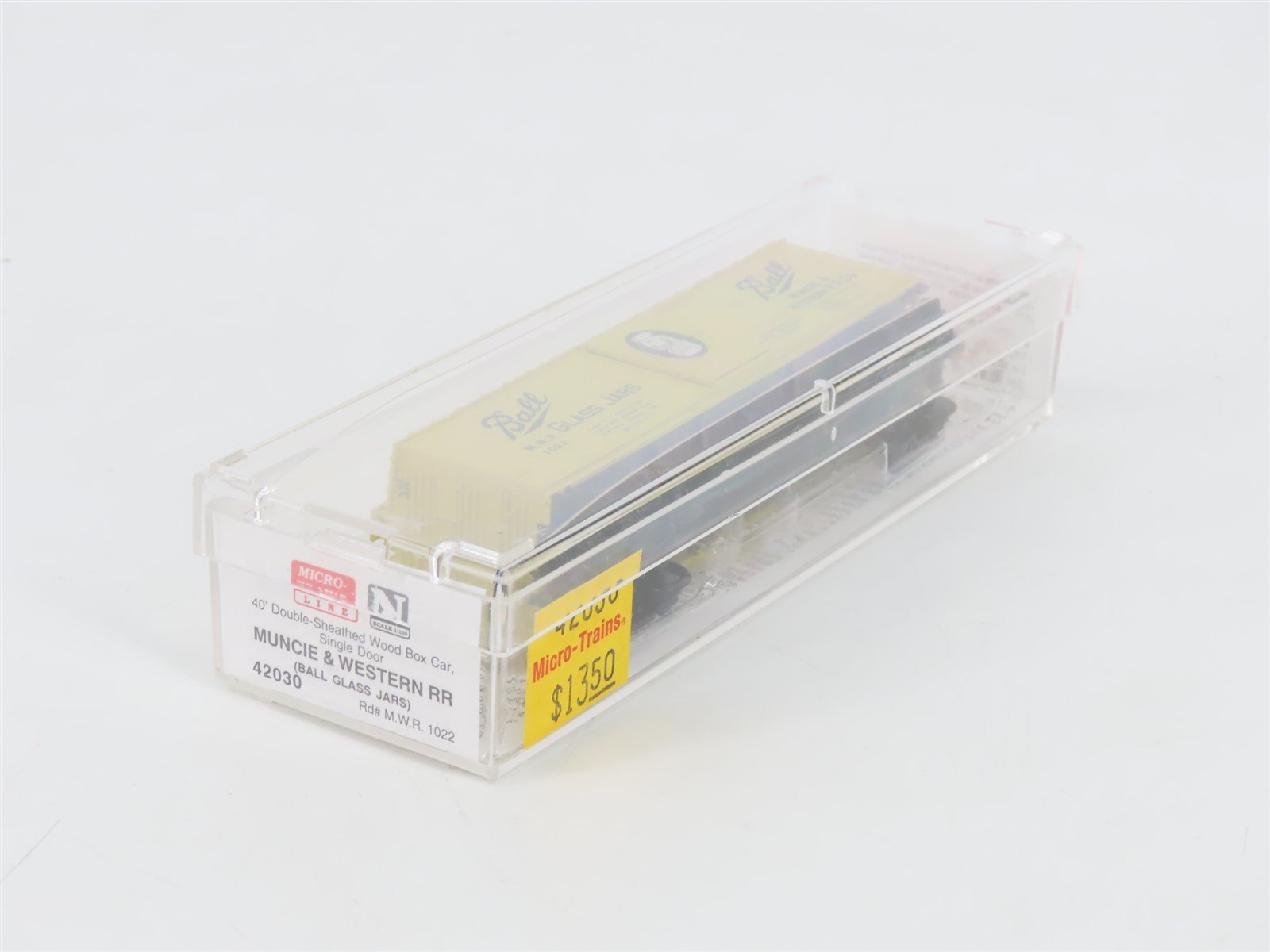 N Scale Micro-Trains MTL 42030 MWR Ball Glass Jars 40' Wood Box Car #1022