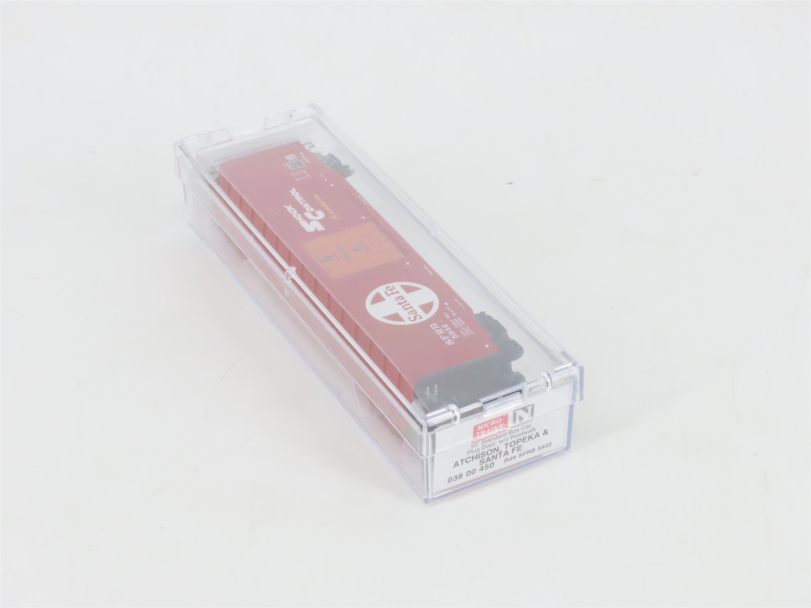 N Scale Micro-Trains MTL 03800450 SFRB Santa Fe 50' Plug Door Box Car #5932