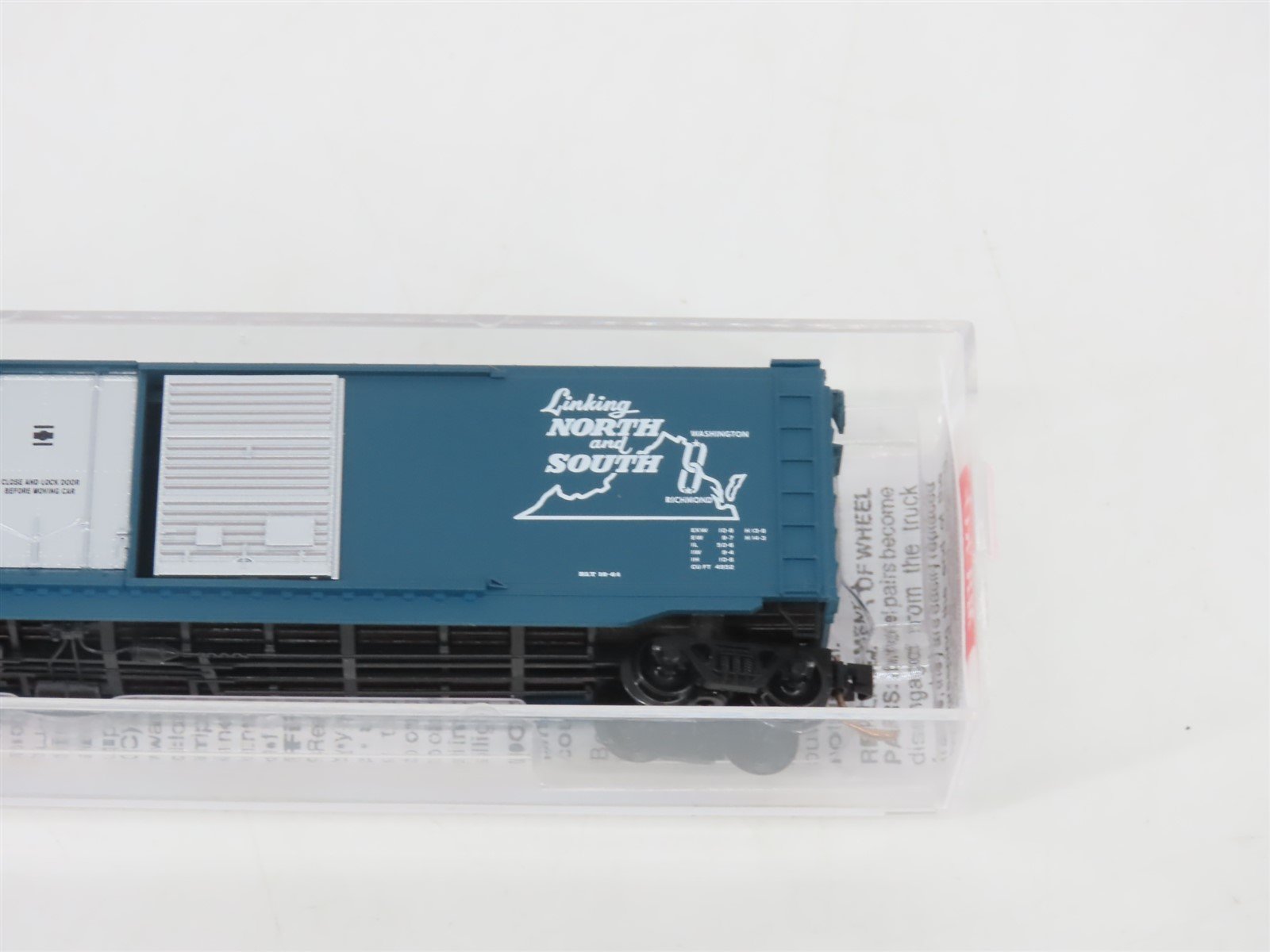 N Micro-Trains MTL 33020 RF&P Richmond Fredericksburg & Potomac 50' Boxcar #2458